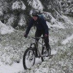 Noch ist der Schnee kalt und leicht.